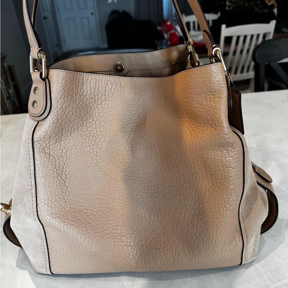 NWT Coach Shoulder Bag Edie Beechwood